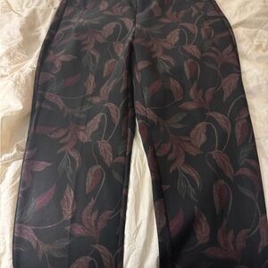 Chico's Black and Red Trousers with Elegant Design